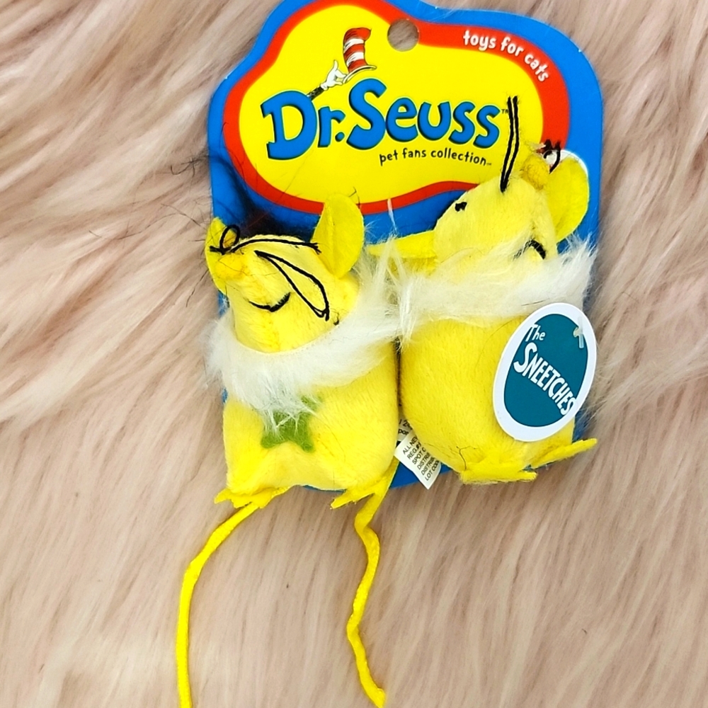 Y2K FIND!! Brand New DR. SEUSS TOYS CATNIP CAT TOYS-2CT